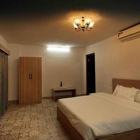 Viraaj Villa อุเดเปอร์ ภายนอก รูปภาพ